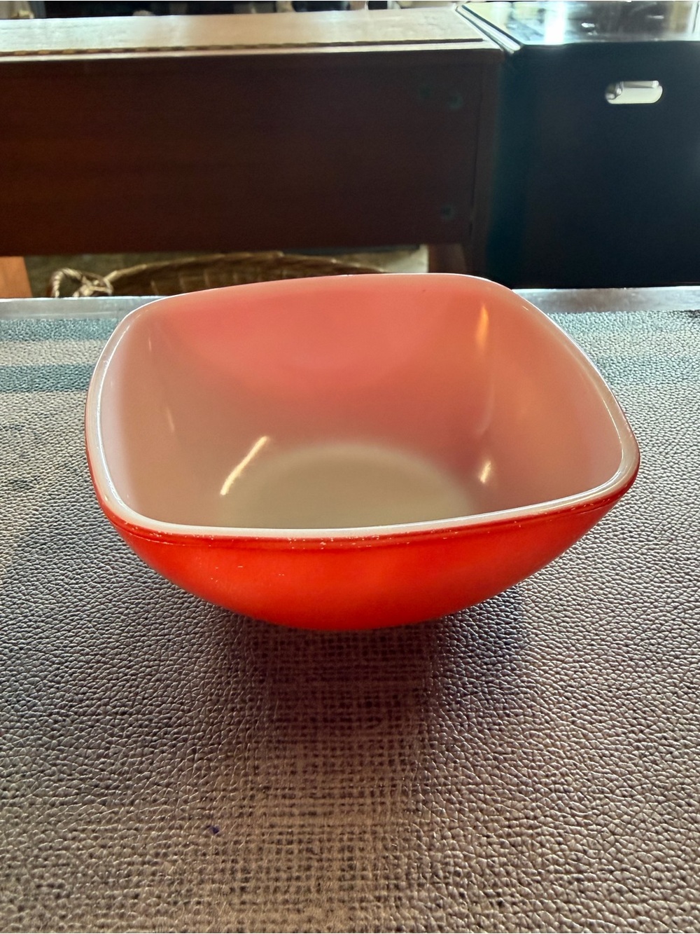 Vintage Pyrex mini bowl